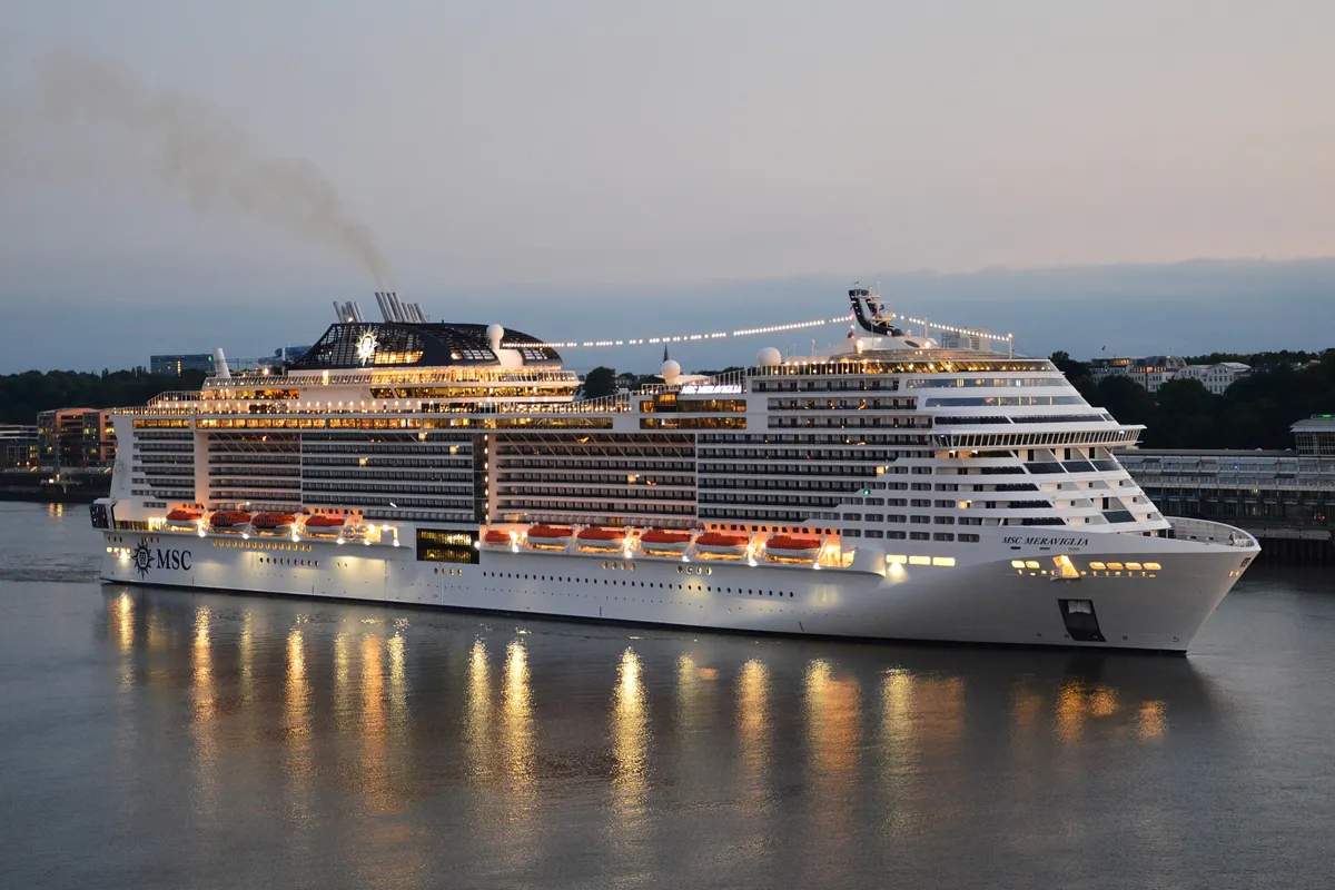 What Is the Most Effective Way to Book a Cruise?