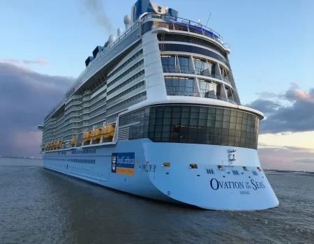 Cruise Ship Ovation Of The Seas
